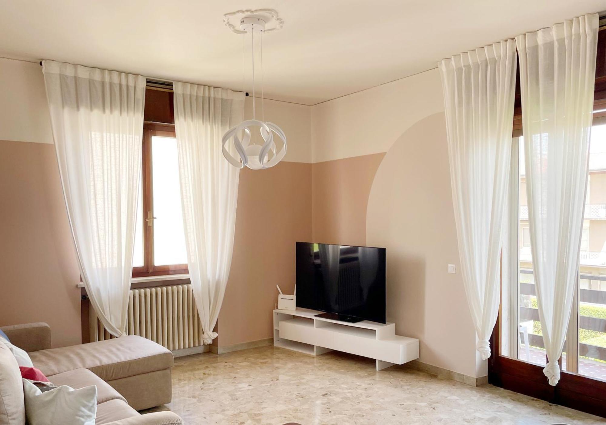 Villa 70 佩斯基耶拉德加达 外观 照片