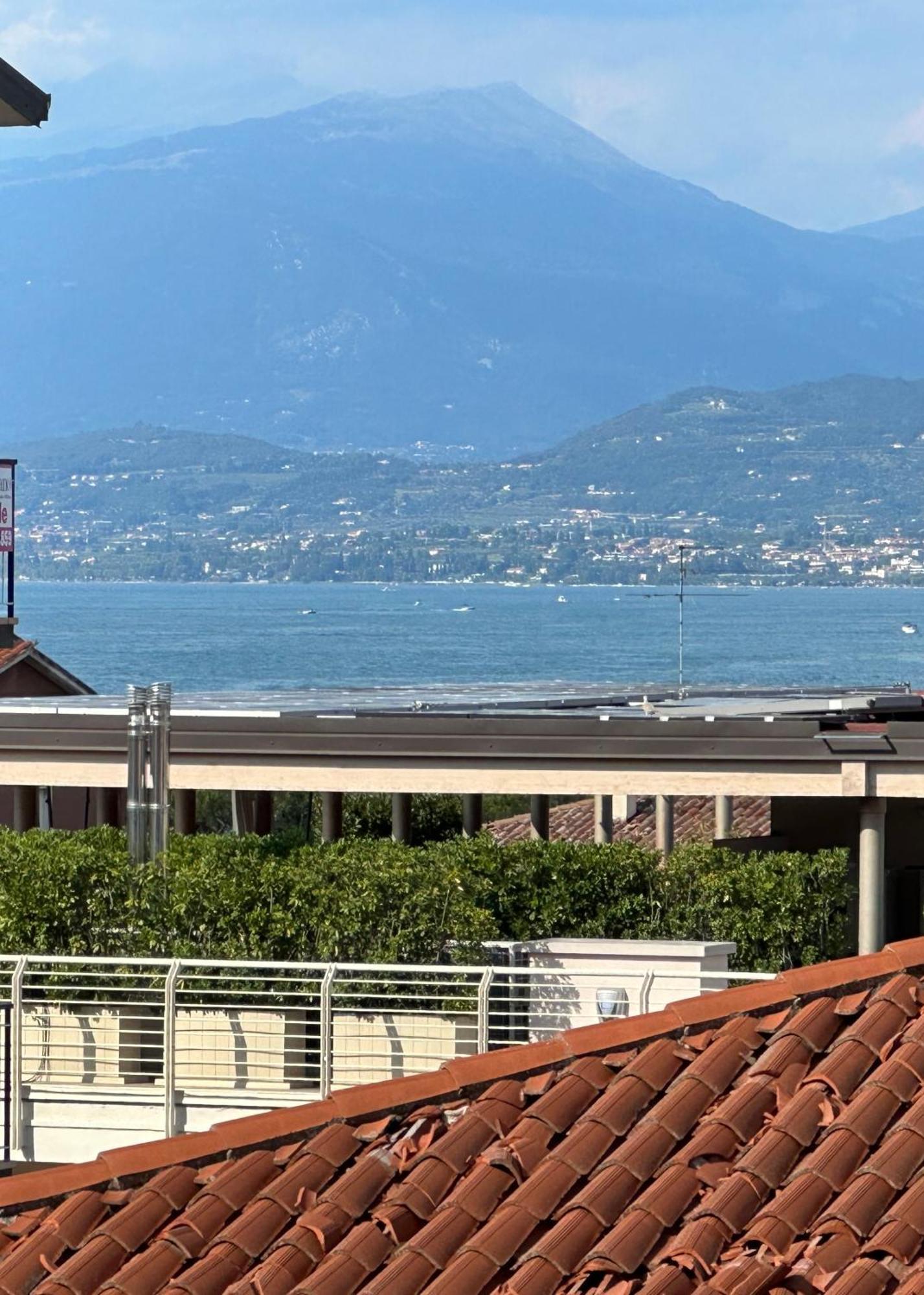 Villa 70 佩斯基耶拉德加达 外观 照片